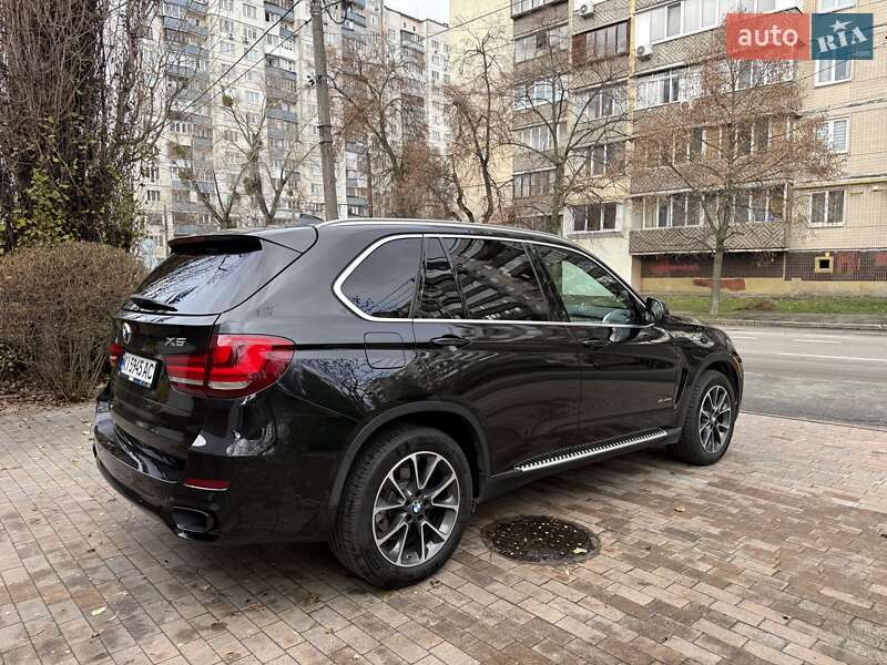 Внедорожник / Кроссовер BMW X5 2016 в Киеве