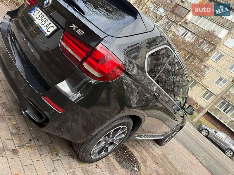Внедорожник / Кроссовер BMW X5 2016 в Киеве