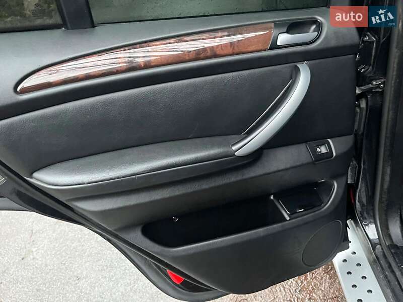 Внедорожник / Кроссовер BMW X5 2006 в Киеве