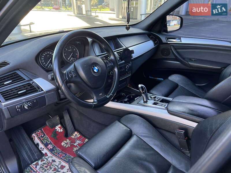 Внедорожник / Кроссовер BMW X5 2011 в Николаеве