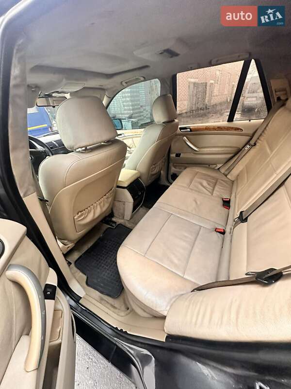 Внедорожник / Кроссовер BMW X5 2002 в Костополе