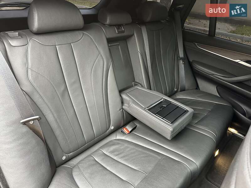 Позашляховик / Кросовер BMW X5 2016 в Одесі