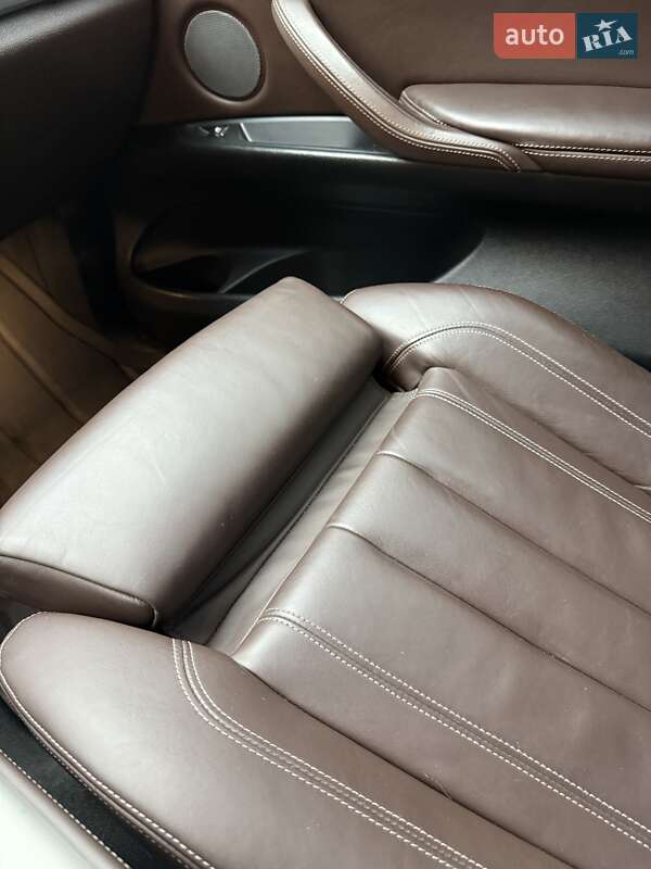 Внедорожник / Кроссовер BMW X5 2016 в Харькове