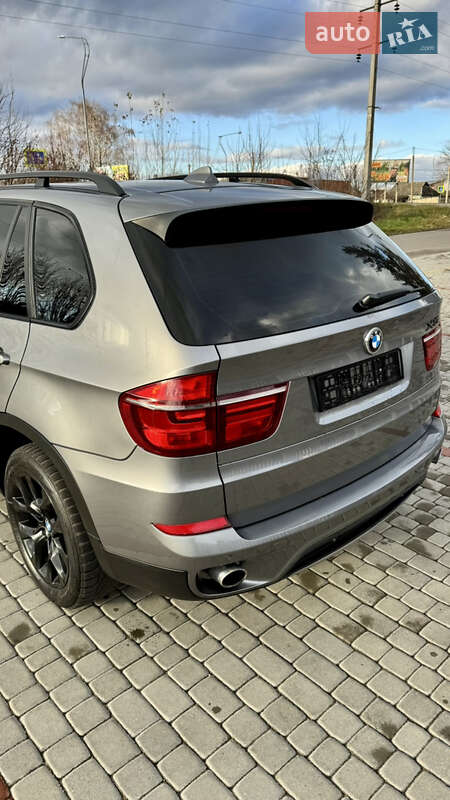 Внедорожник / Кроссовер BMW X5 2013 в Староконстантинове