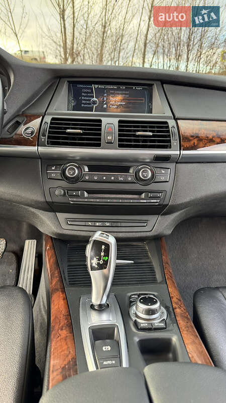 Внедорожник / Кроссовер BMW X5 2013 в Староконстантинове