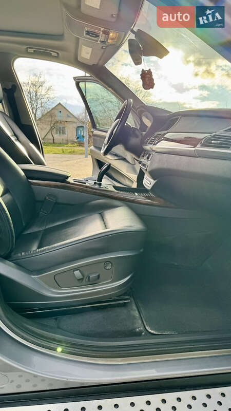 Внедорожник / Кроссовер BMW X5 2013 в Староконстантинове