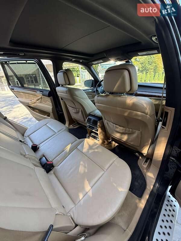 Внедорожник / Кроссовер BMW X5 2011 в Теребовле