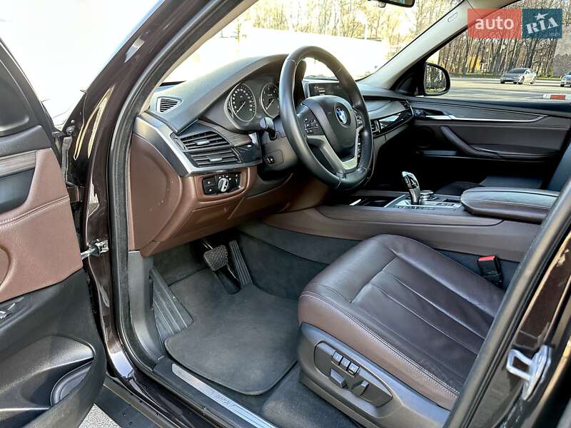 Позашляховик / Кросовер BMW X5 2016 в Харкові