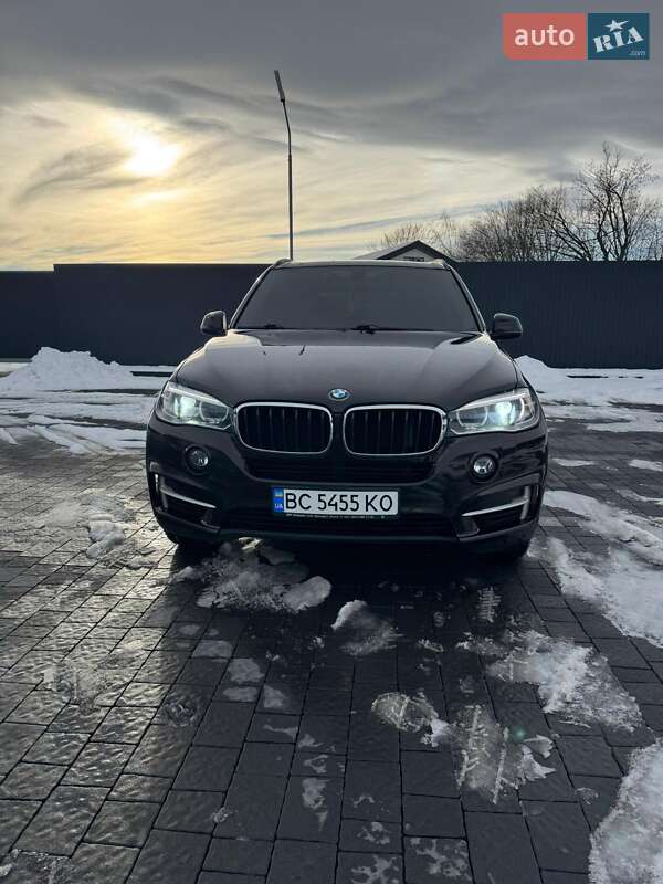 Внедорожник / Кроссовер BMW X5 2016 в Самборе