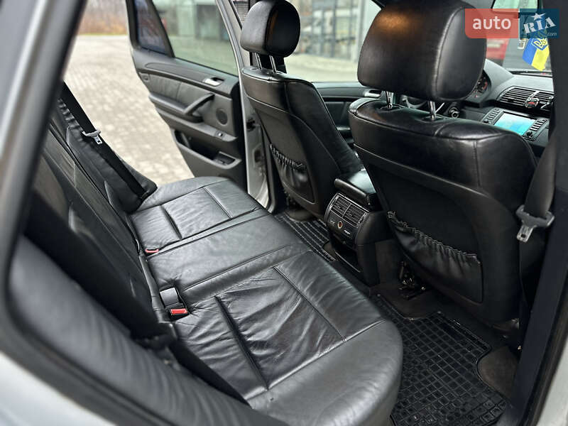 Позашляховик / Кросовер BMW X5 2002 в Шептицькому
