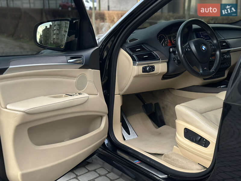 Внедорожник / Кроссовер BMW X5 2011 в Ивано-Франковске