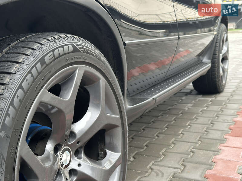 Внедорожник / Кроссовер BMW X5 2004 в Днепре
