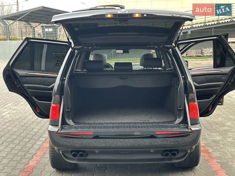 Внедорожник / Кроссовер BMW X5 2004 в Днепре