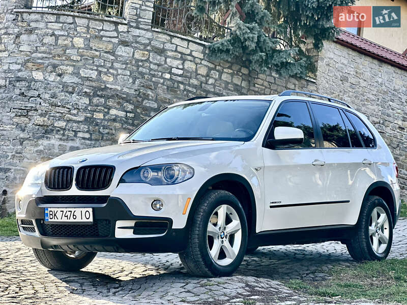 Внедорожник / Кроссовер BMW X5 2010 в Каменец-Подольском