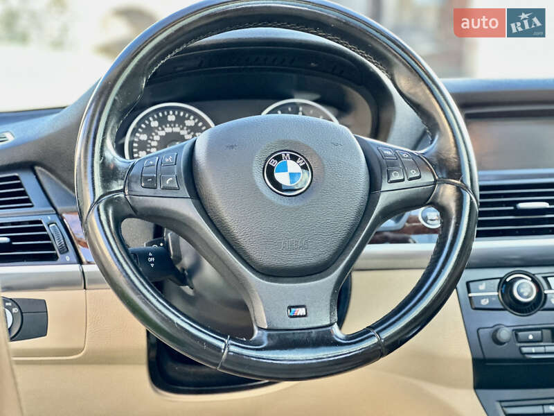 Внедорожник / Кроссовер BMW X5 2010 в Каменец-Подольском