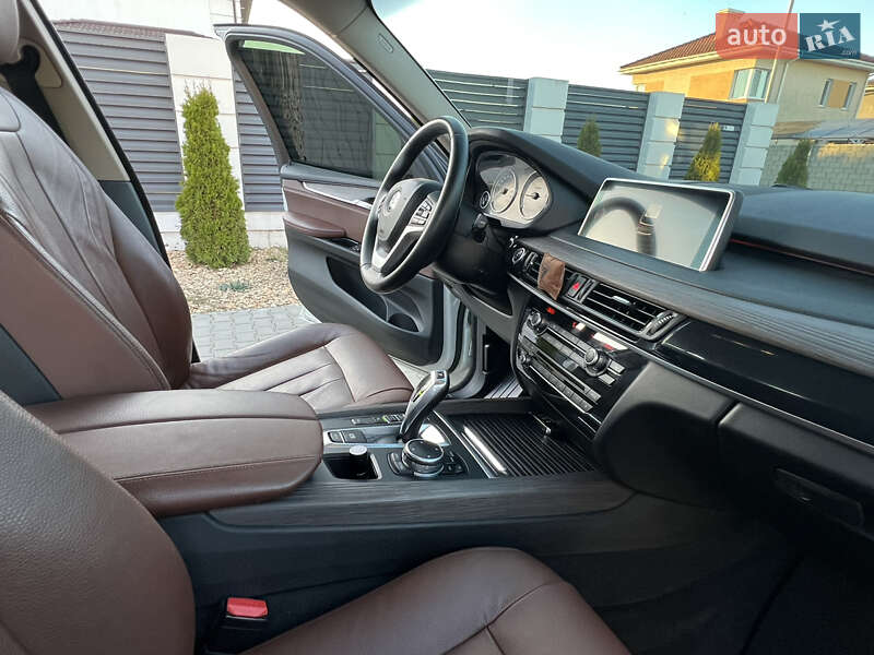 Внедорожник / Кроссовер BMW X5 2014 в Одессе