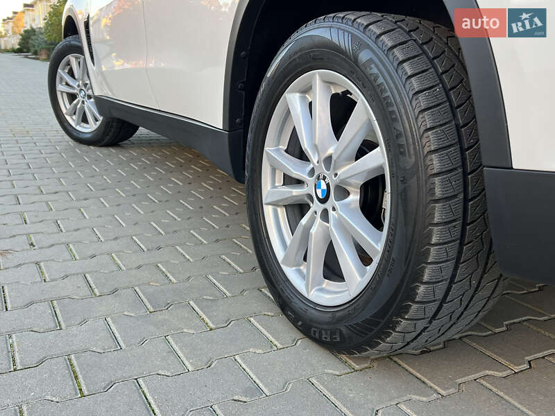 Внедорожник / Кроссовер BMW X5 2014 в Одессе