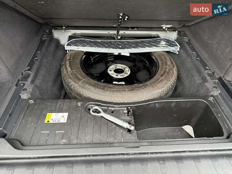 Внедорожник / Кроссовер BMW X5 2016 в Ровно