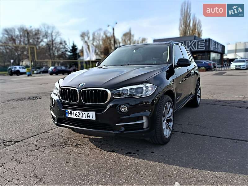 Внедорожник / Кроссовер BMW X5 2015 в Одессе