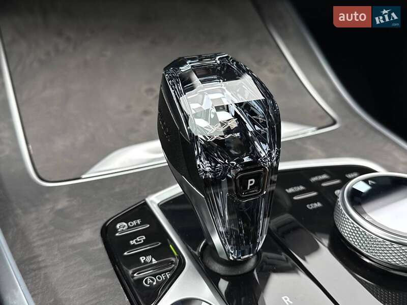 Внедорожник / Кроссовер BMW X5 2019 в Киеве