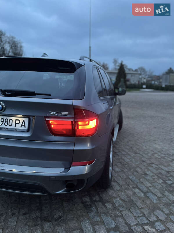 Внедорожник / Кроссовер BMW X5 2012 в Первомайске