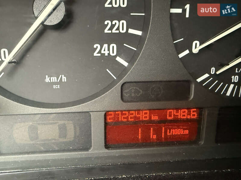 Внедорожник / Кроссовер BMW X5 2002 в Киеве