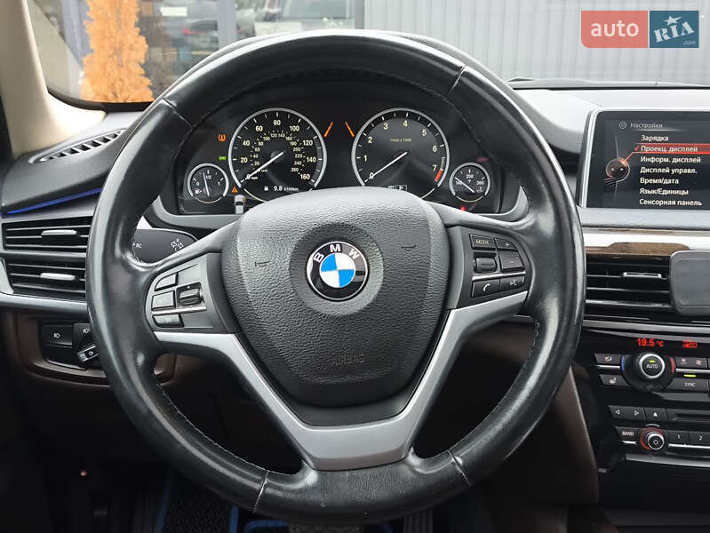 Внедорожник / Кроссовер BMW X5 2016 в Киеве