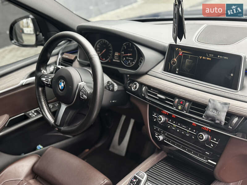 Позашляховик / Кросовер BMW X5 2015 в Дніпрі