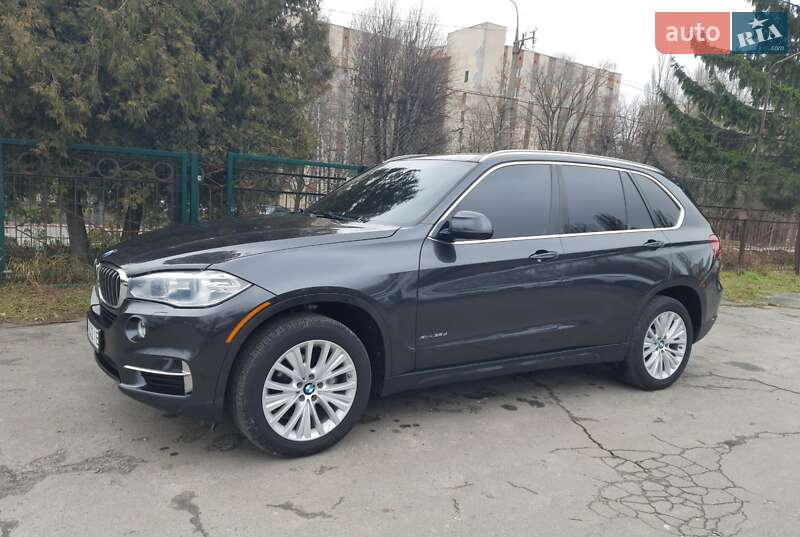 Внедорожник / Кроссовер BMW X5 2017 в Хмельницком