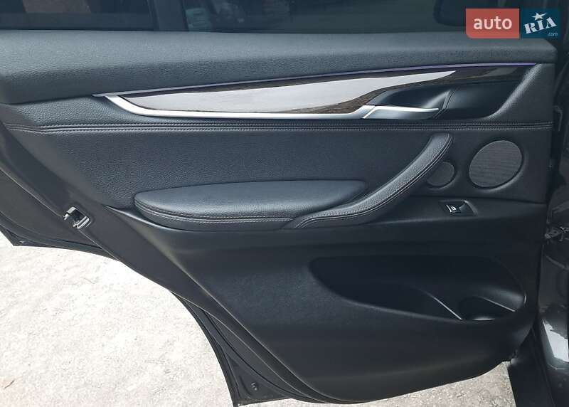 Внедорожник / Кроссовер BMW X5 2017 в Хмельницком