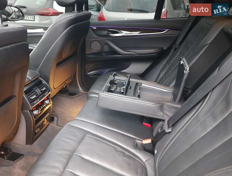Внедорожник / Кроссовер BMW X5 2017 в Хмельницком