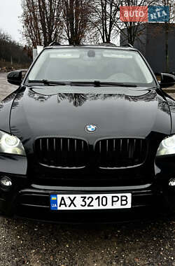 Внедорожник / Кроссовер BMW X5 2012 в Краснограде