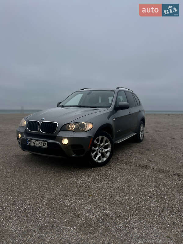 Внедорожник / Кроссовер BMW X5 2010 в Одессе