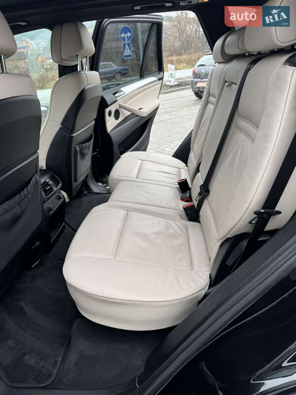 Внедорожник / Кроссовер BMW X5 2011 в Бережанах