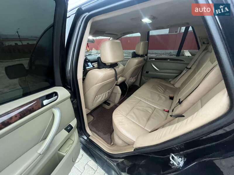 Внедорожник / Кроссовер BMW X5 2001 в Мукачево