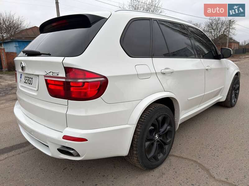 Позашляховик / Кросовер BMW X5 2013 в Охтирці