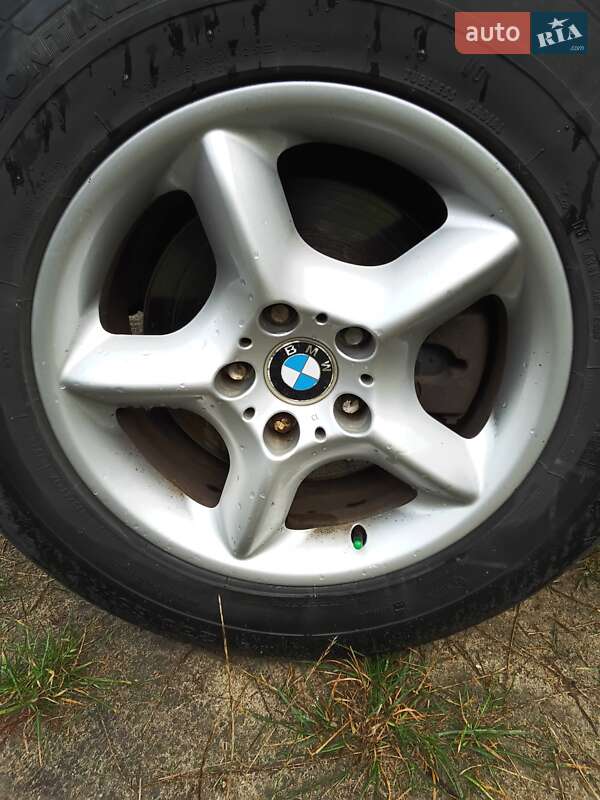 Внедорожник / Кроссовер BMW X5 2005 в Ковеле