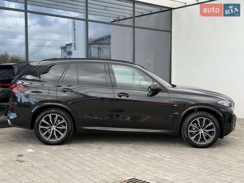 Внедорожник / Кроссовер BMW X5 2024 в Хмельницком