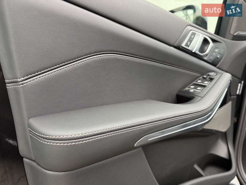 Внедорожник / Кроссовер BMW X5 2024 в Хмельницком