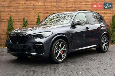Внедорожник / Кроссовер BMW X5 2022 в Киеве