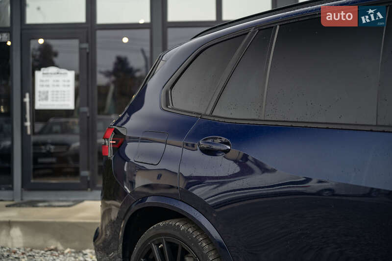 Внедорожник / Кроссовер BMW X5 2022 в Черновцах