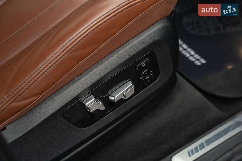 Внедорожник / Кроссовер BMW X5 2022 в Черновцах