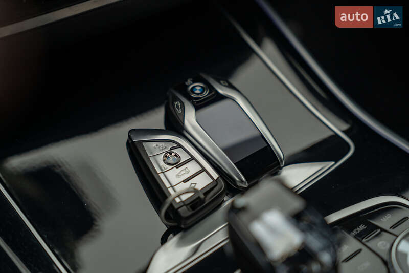 Внедорожник / Кроссовер BMW X5 2022 в Черновцах