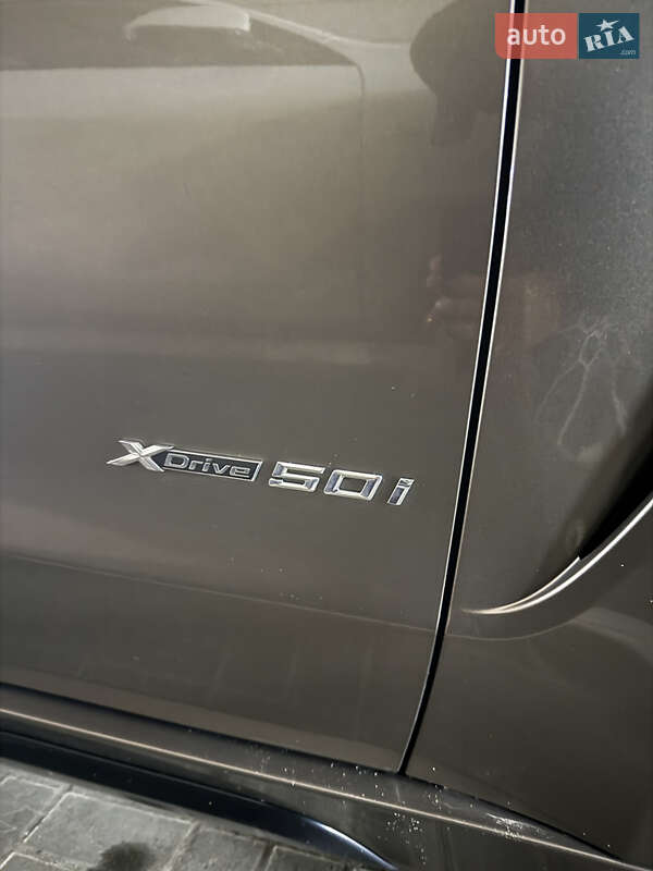 Позашляховик / Кросовер BMW X5 2016 в Гатне