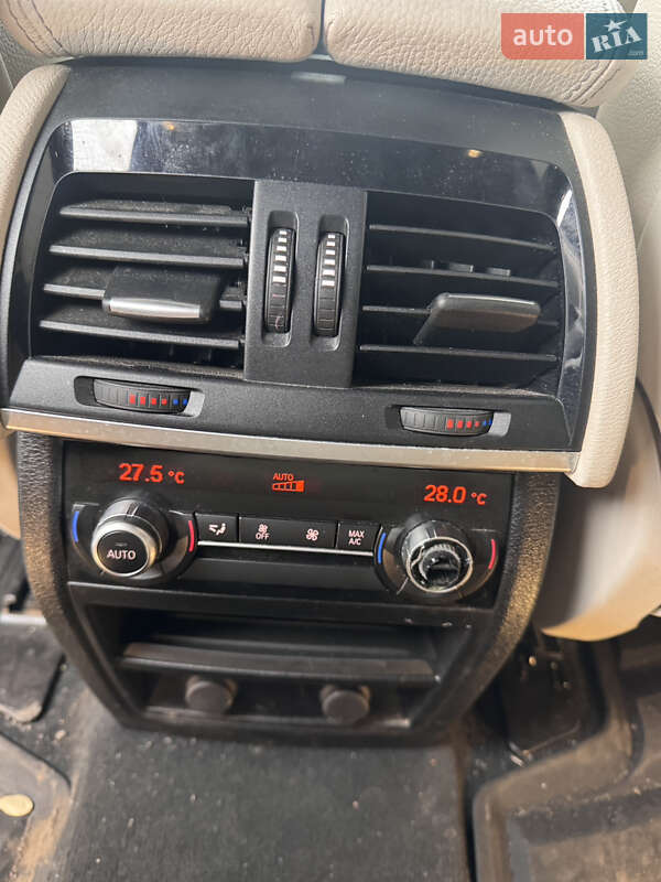 Внедорожник / Кроссовер BMW X5 2016 в Кременчуге