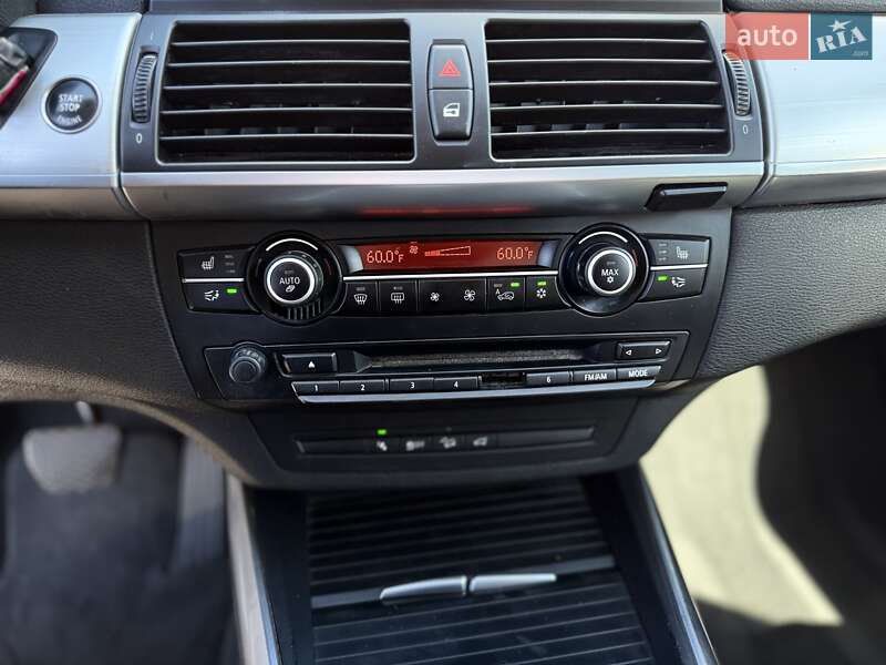 Внедорожник / Кроссовер BMW X5 2012 в Львове