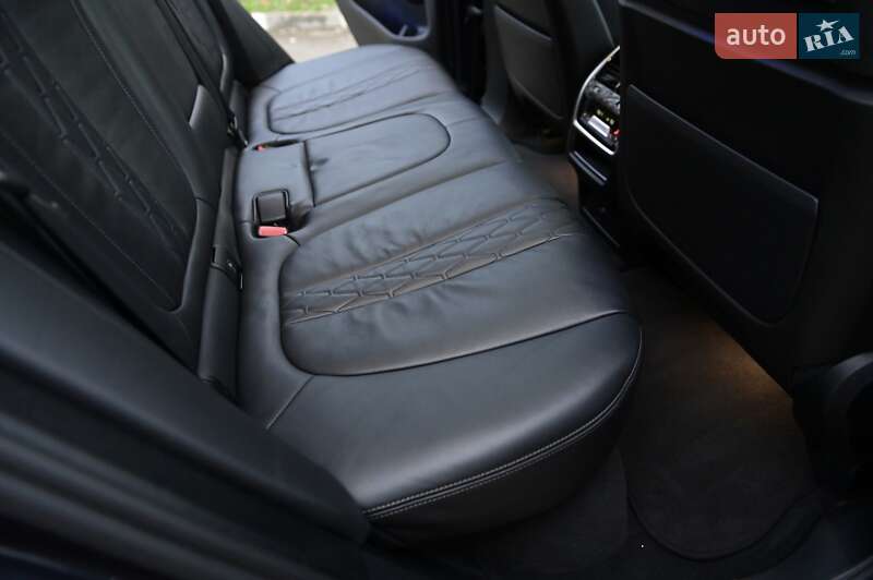 Внедорожник / Кроссовер BMW X5 2020 в Одессе