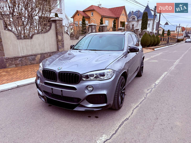 Внедорожник / Кроссовер BMW X5 2014 в Черновцах