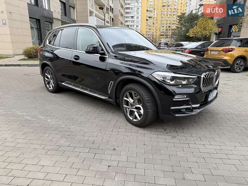 BMW X5 2019
