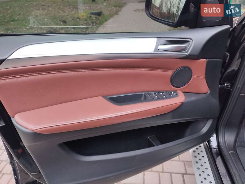 Внедорожник / Кроссовер BMW X5 2013 в Кривом Роге